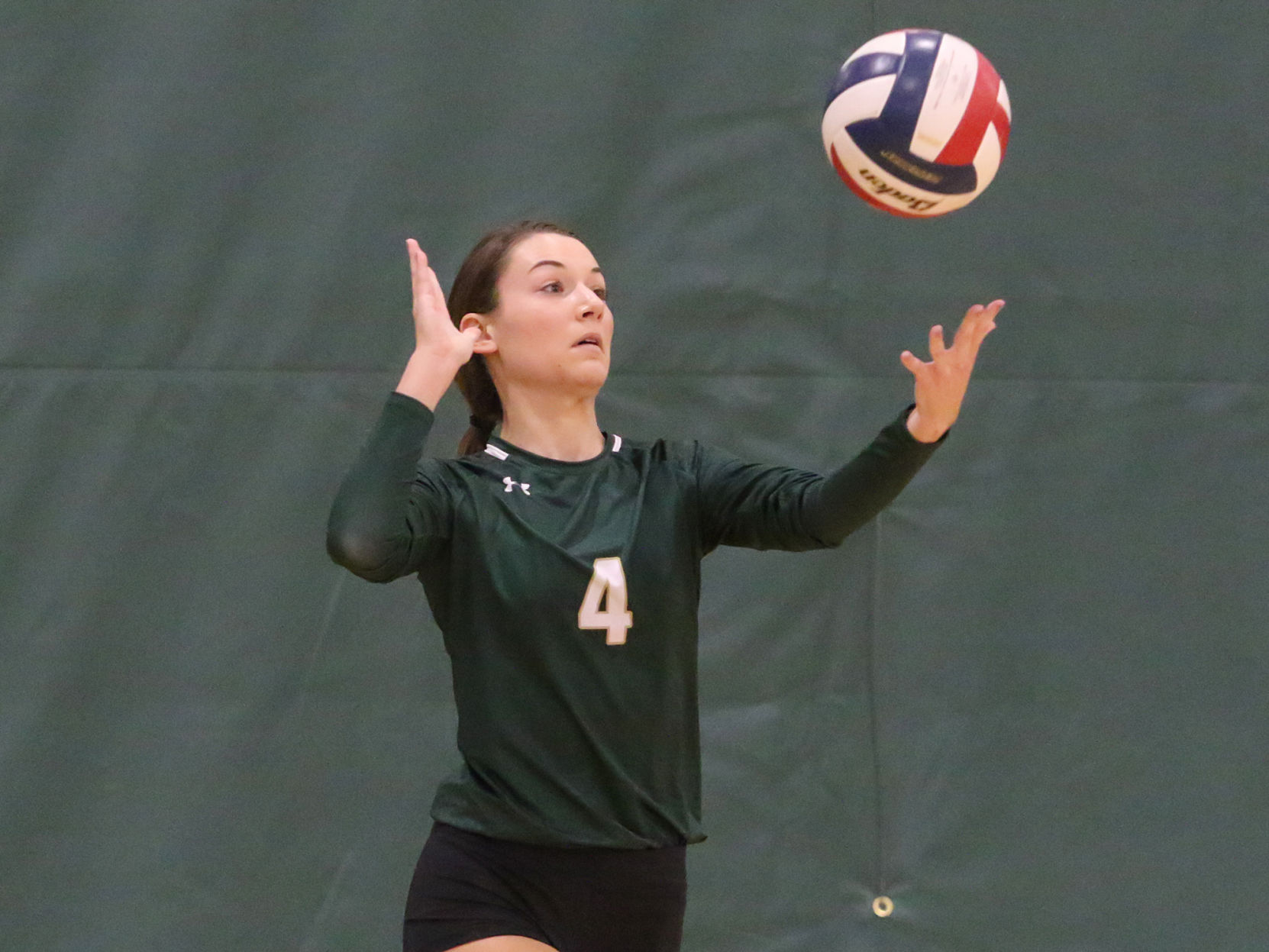 Lindbergh vs. Oakville volleyball